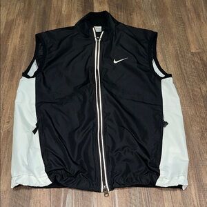 Vintage Nike Tech Vest size‎ M (8/10) Lightweight Black & White